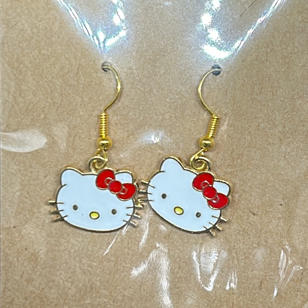 Sanrio Hello kitty red earring dangle